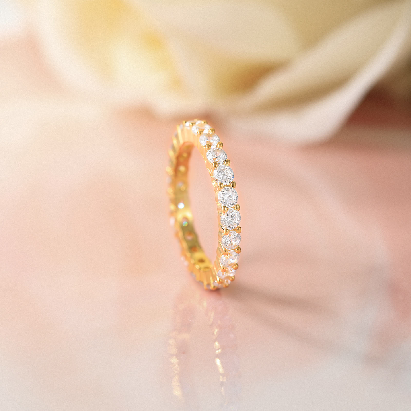 Lunara Luxe 925 Sterling Silver Wedding Band with Oval Cut Zircon – Available in Gold or Silver Finish