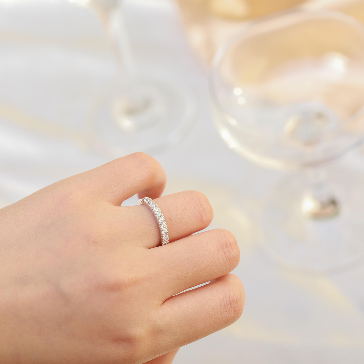 Lunara Luxe 925 Sterling Silver Engagement Ring with Round Brilliant Cut Zircon