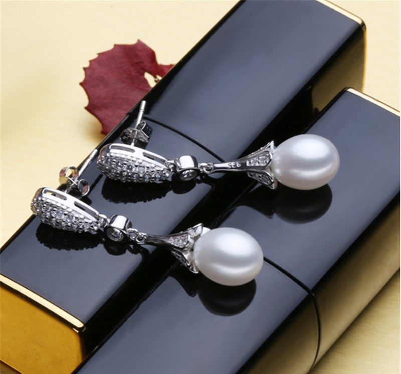 Bridal pearl earrings in 925 sterling silver